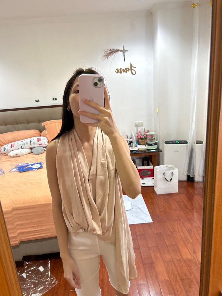 Satin Nude Pink Gobi Top Fesyen Wanita Pakaian Wanita Atasan Di
