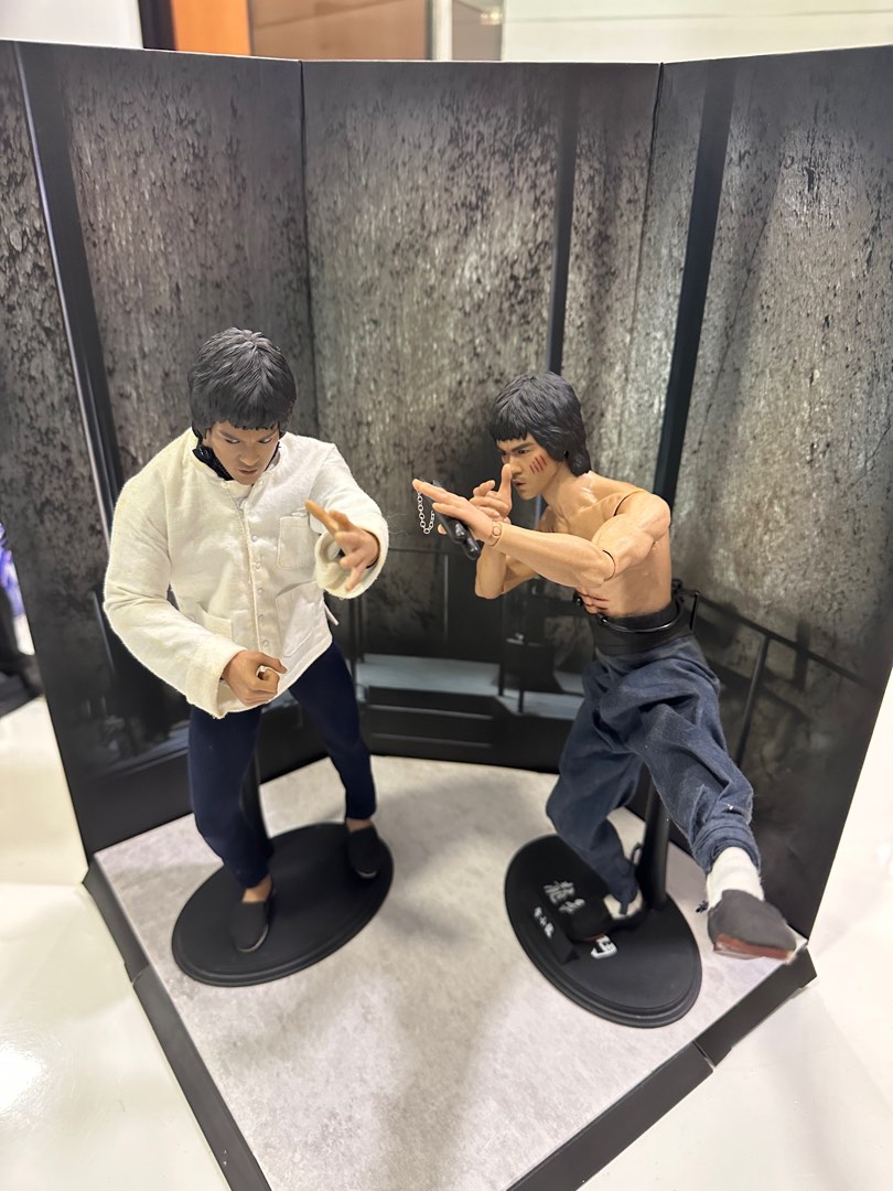 Cheap Clearance Hot Toys Enter The Dragon Bruce Lee DX With Extra Hot Toys Slim Body