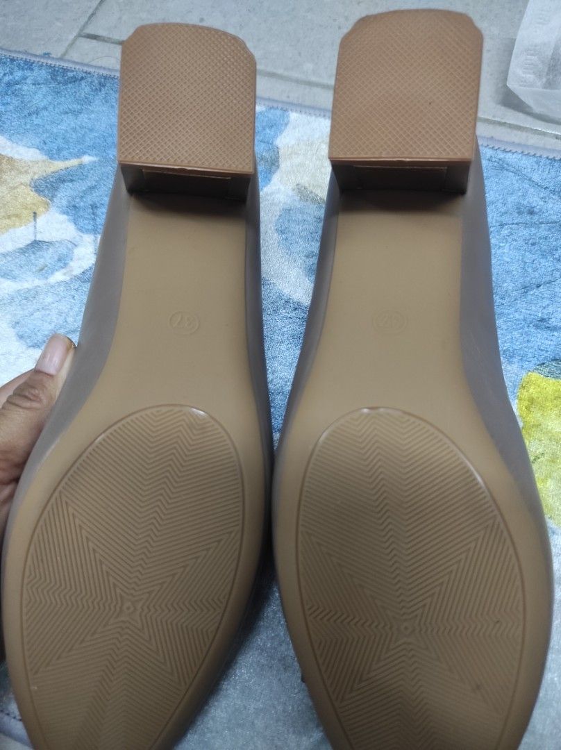 New Nude Alain Delon Heels Women S Fashion Footwear Heels On Carousell