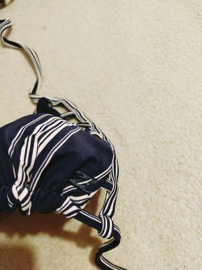 BILLABONG AWAY WE GO TRI BIKINI TOP SWIMSUIT TOP On Carousell