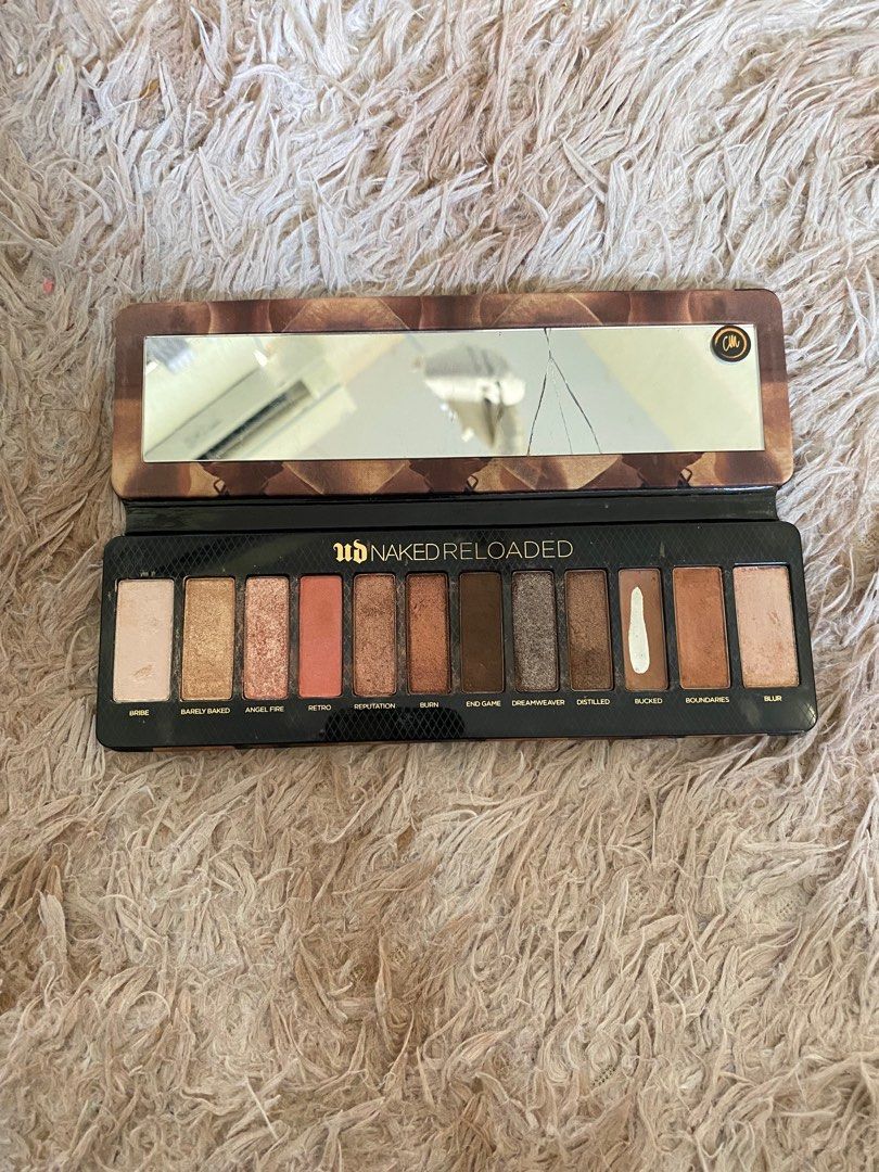 Urban Decay Naked Reloaded Eyeshadow Kesehatan Kecantikan Rias