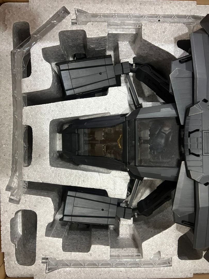 HOT TOYS MMSC THE DARK KNIGHT RISES THE BAT TH SCALE DELUXE COLLECTIBLE SET Hobbies