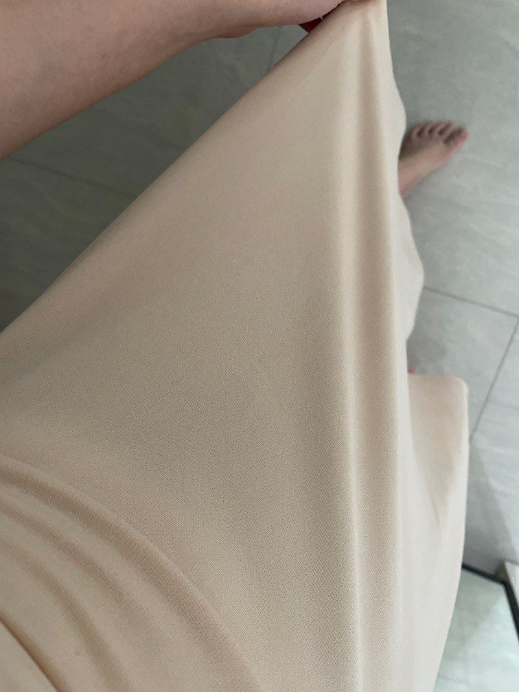 Mididress Nude Fesyen Wanita Pakaian Wanita Gaun Rok Di Carousell