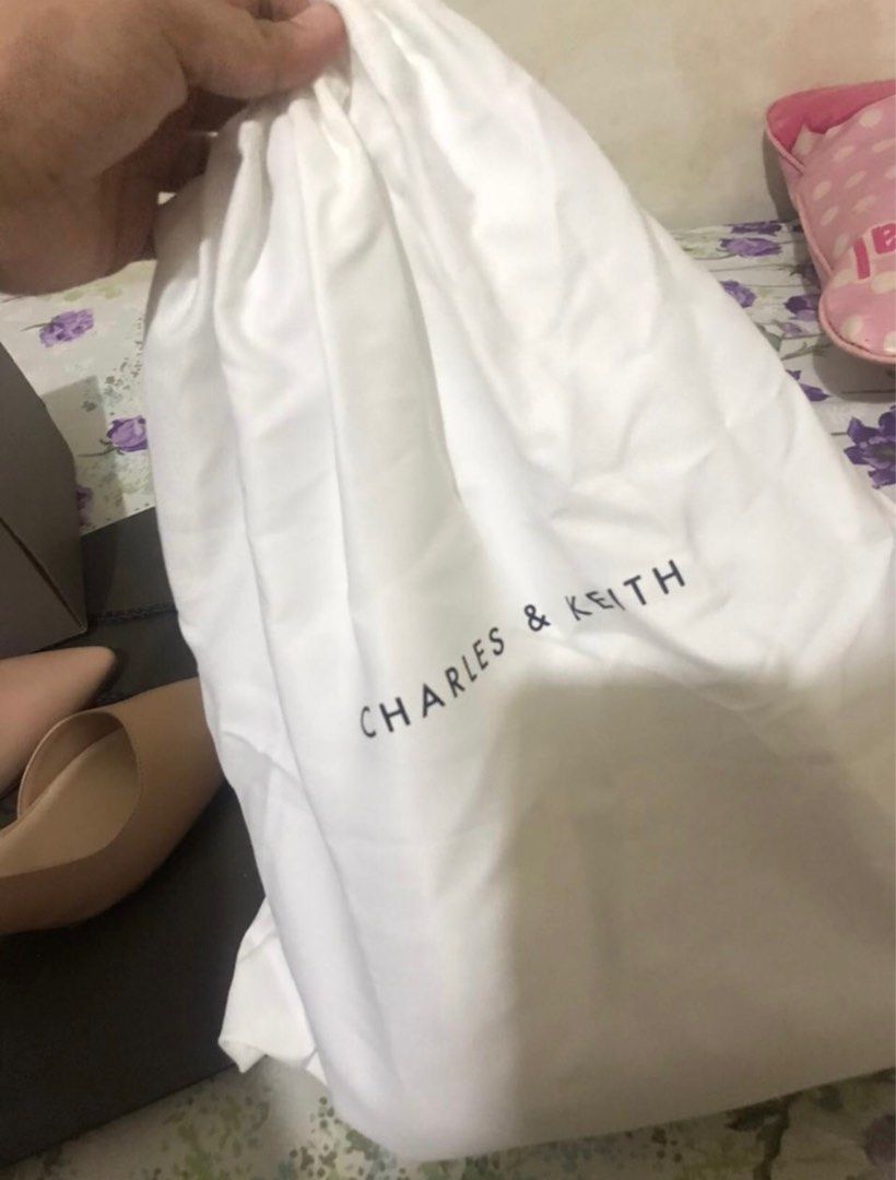 Bag Charles Keith Nude Barang Mewah Tas Dompet Di Carousell