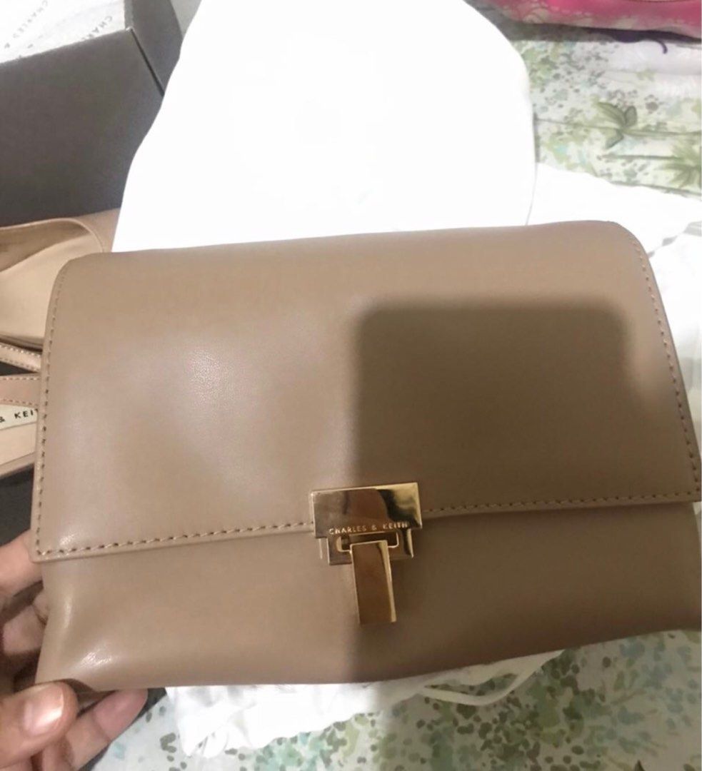Bag Charles Keith Nude Barang Mewah Tas Dompet Di Carousell