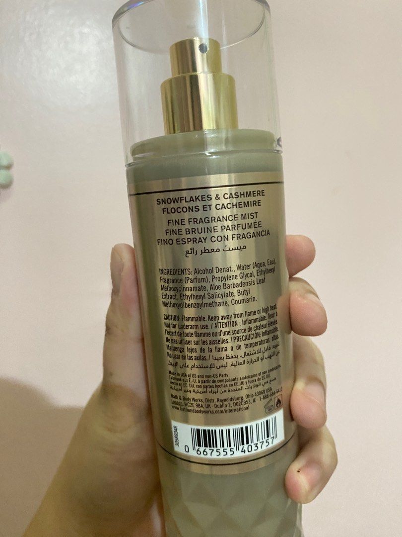 Snowflakes Cashmere Bbw Bath Body Works On Carousell