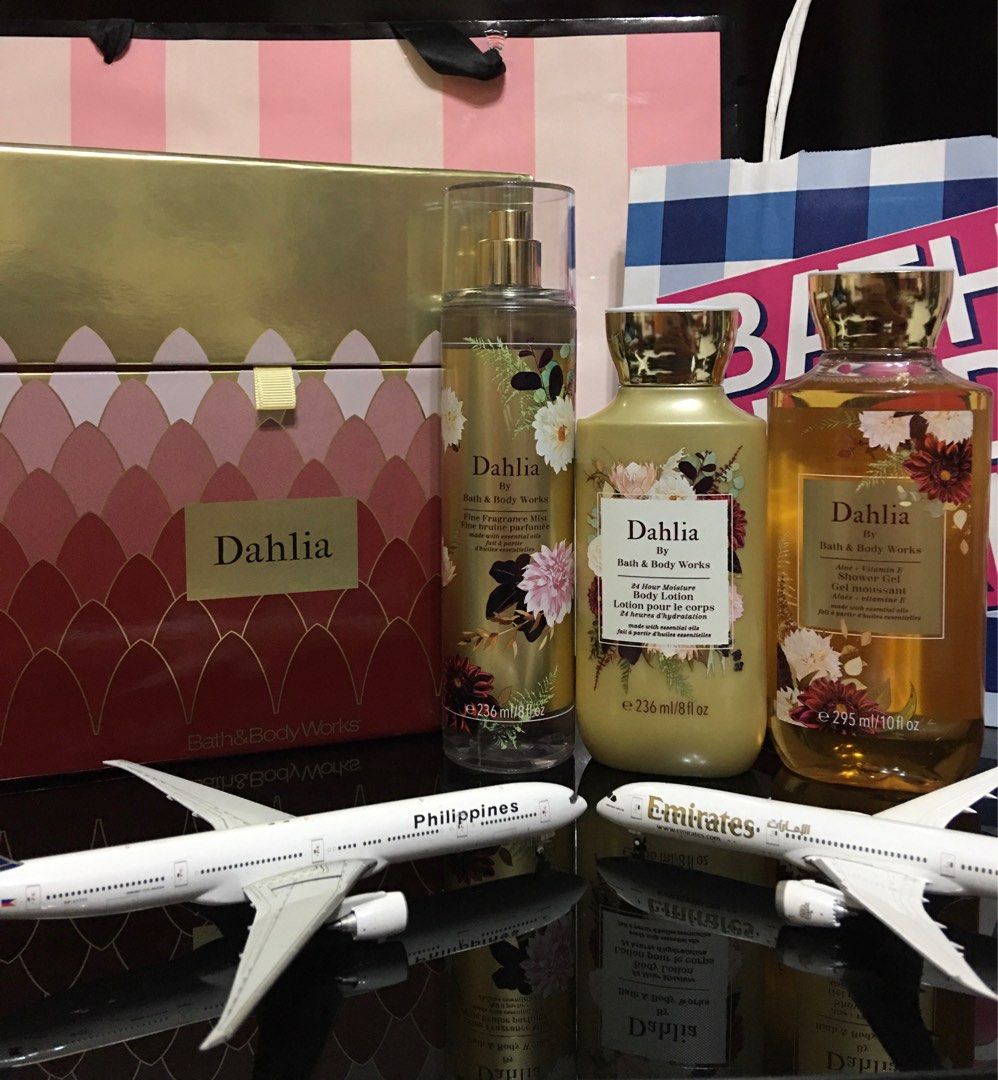 Dahlia Set By Bbw On Carousell