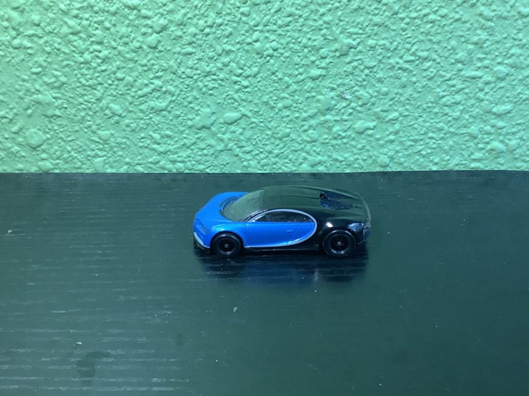 Hot Wheels Premium Bugatti Chiron Hobbies Toys Toys Games On Carousell