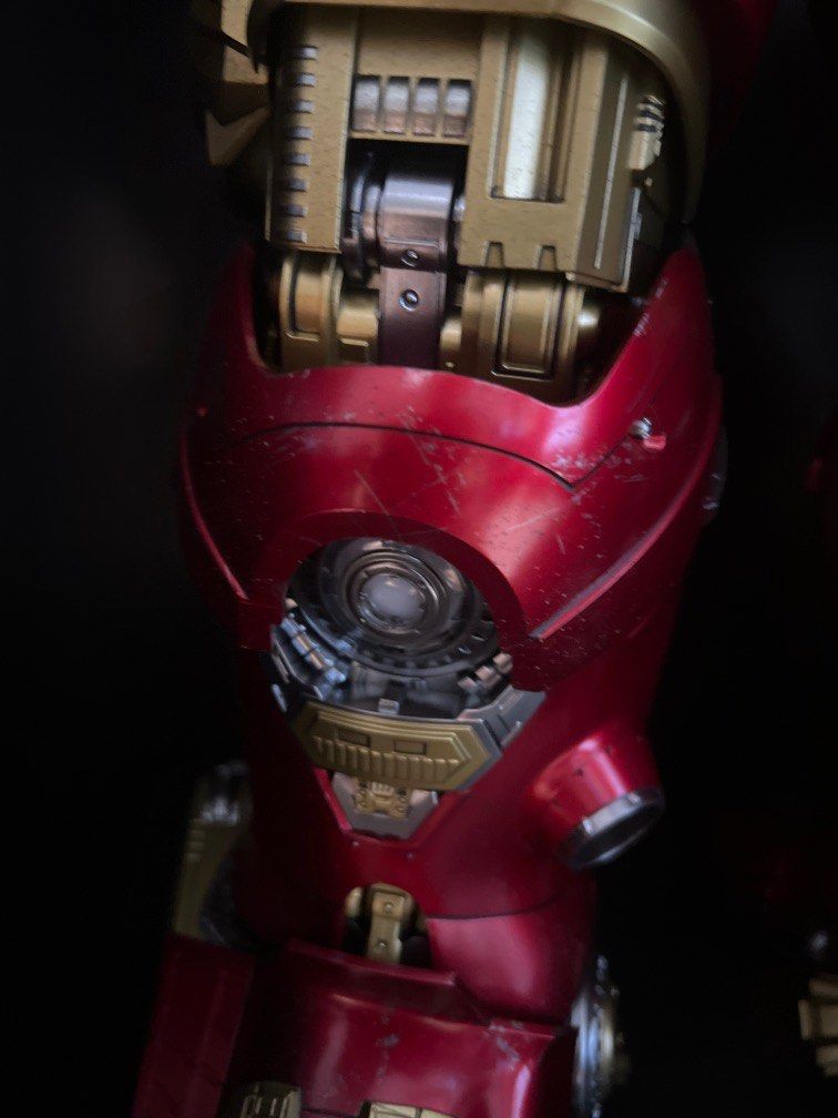 Hot Toys Iron Man Hulkbuster Deluxe Full Set Hobbies Toys Toys Games On Carousell