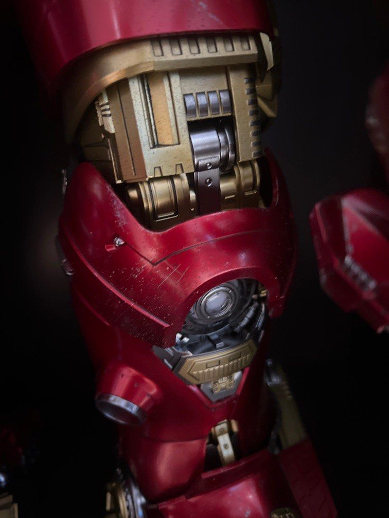 Hot Toys Iron Man Hulkbuster Deluxe Full Set Hobbies Toys Toys Games On Carousell