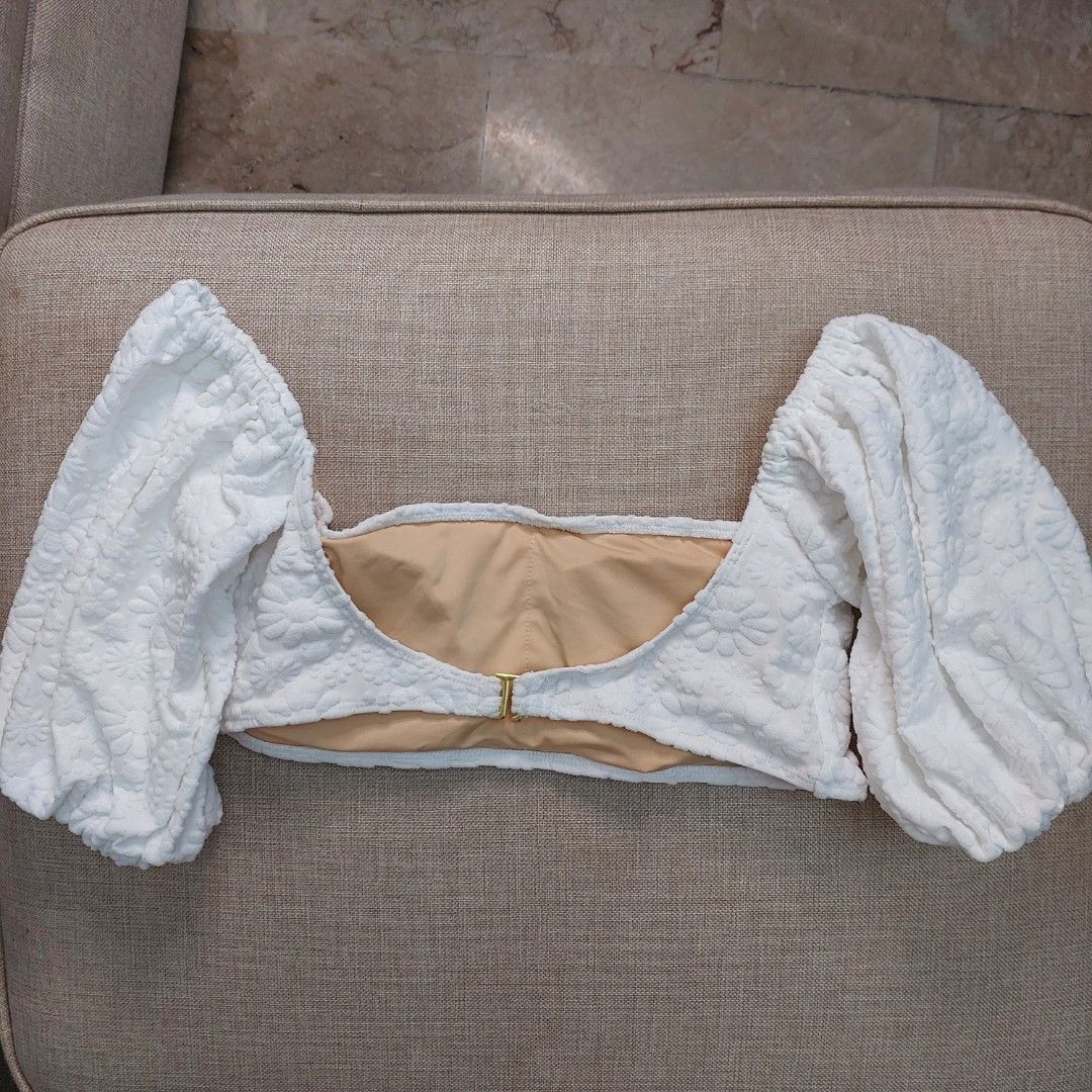 Eight Mermaid Margot Bikini Top White Freesia L On Carousell