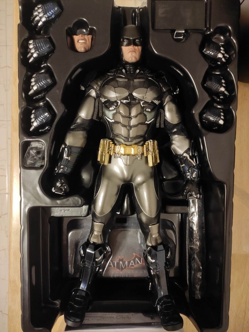 Hot Toys Batman Arkham Knight Vgm Hobbies Toys Toys Games On Carousell
