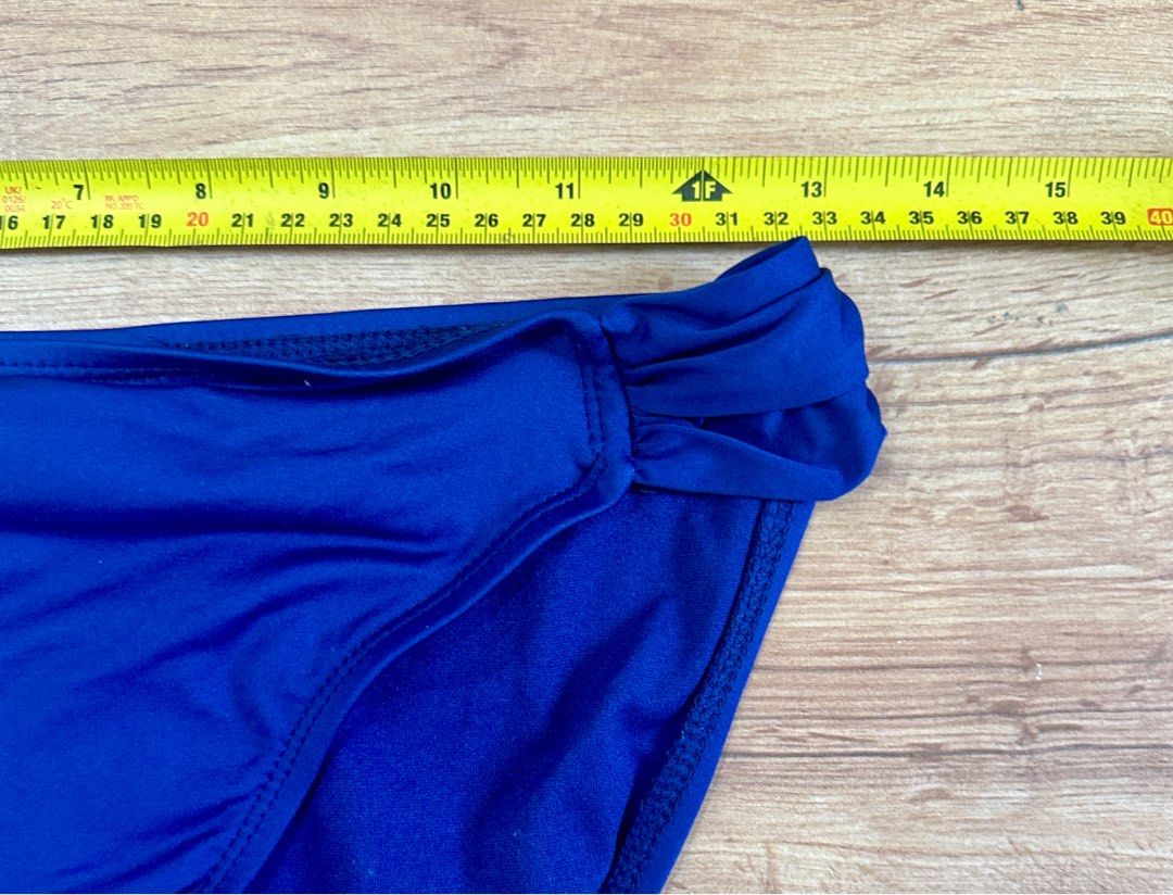 Mossimo Bikini Bottom Women S Fashion Swimwear Bikinis Swimsuits On Carousell