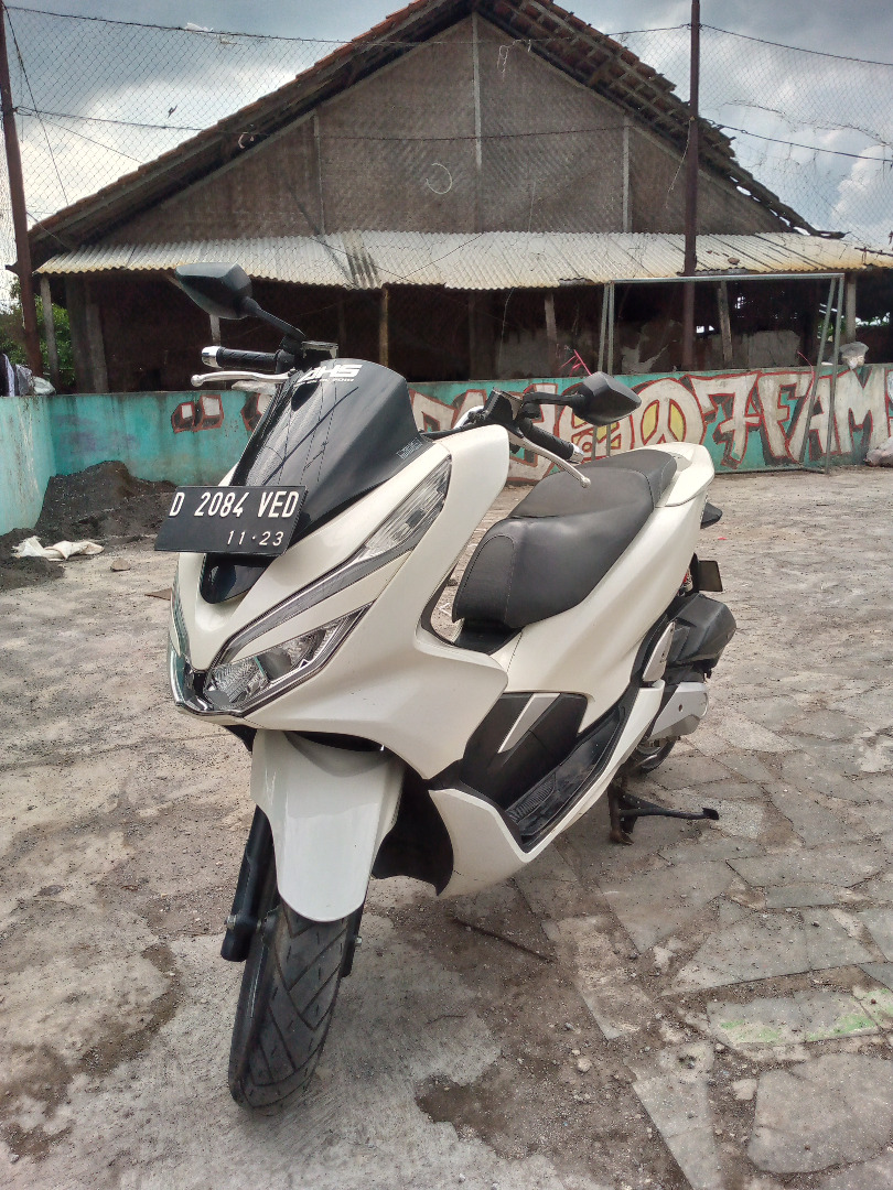 Honda Pcx On Carousell