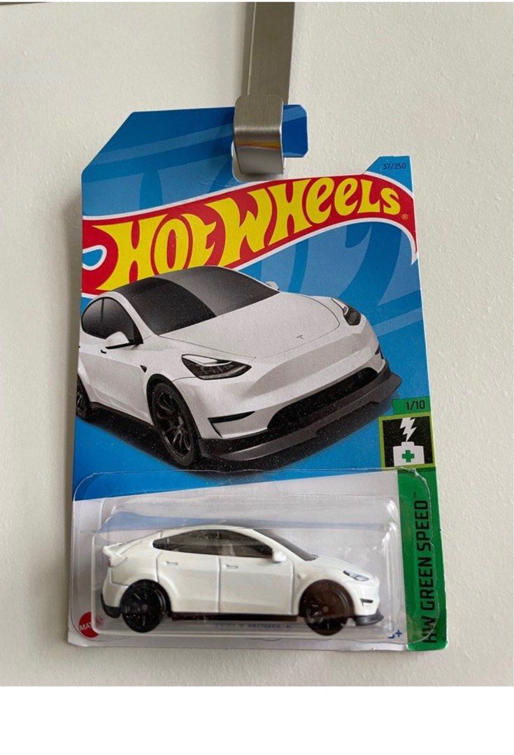 絕版風火輪 Hot Wheels Tesla Model Y 白 特斯拉模型車 書籍休閒與玩具 玩具公仔桌遊在旋轉拍賣