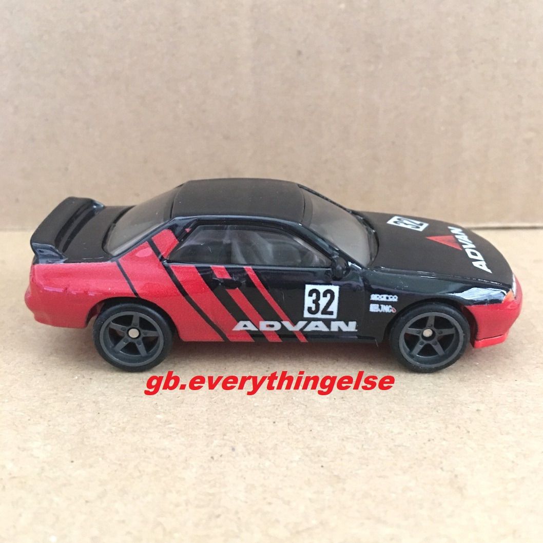 Hot Wheels Premium Team Transport Nissan Skyline Gt R Bnr Advan