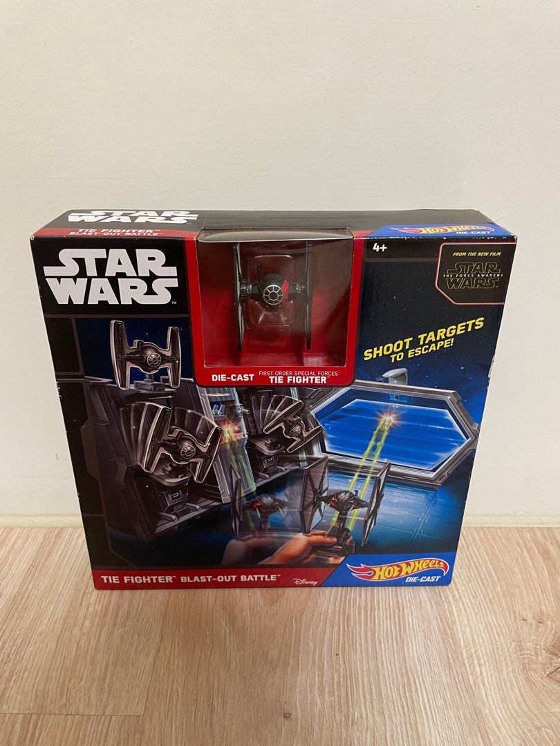 Star Wars Hot Wheels 星際大戰 cast 星艦戰機軌道組玩具 書籍休閒與玩具 玩具公仔桌遊在旋轉拍賣