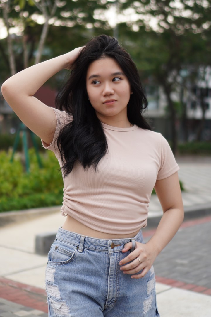 Evertop Nude Knit Side Fesyen Wanita Pakaian Wanita Atasan Di Carousell