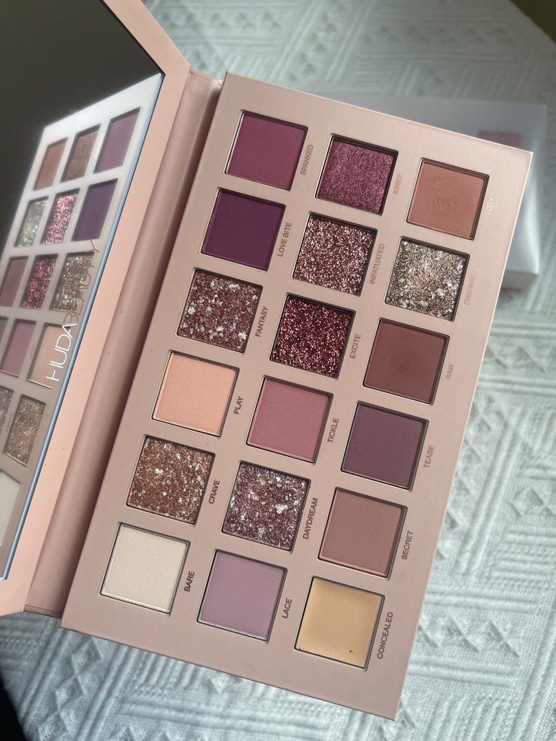 Huda Beauty Nude Eyeshadow Palette Beauty Personal Care Face