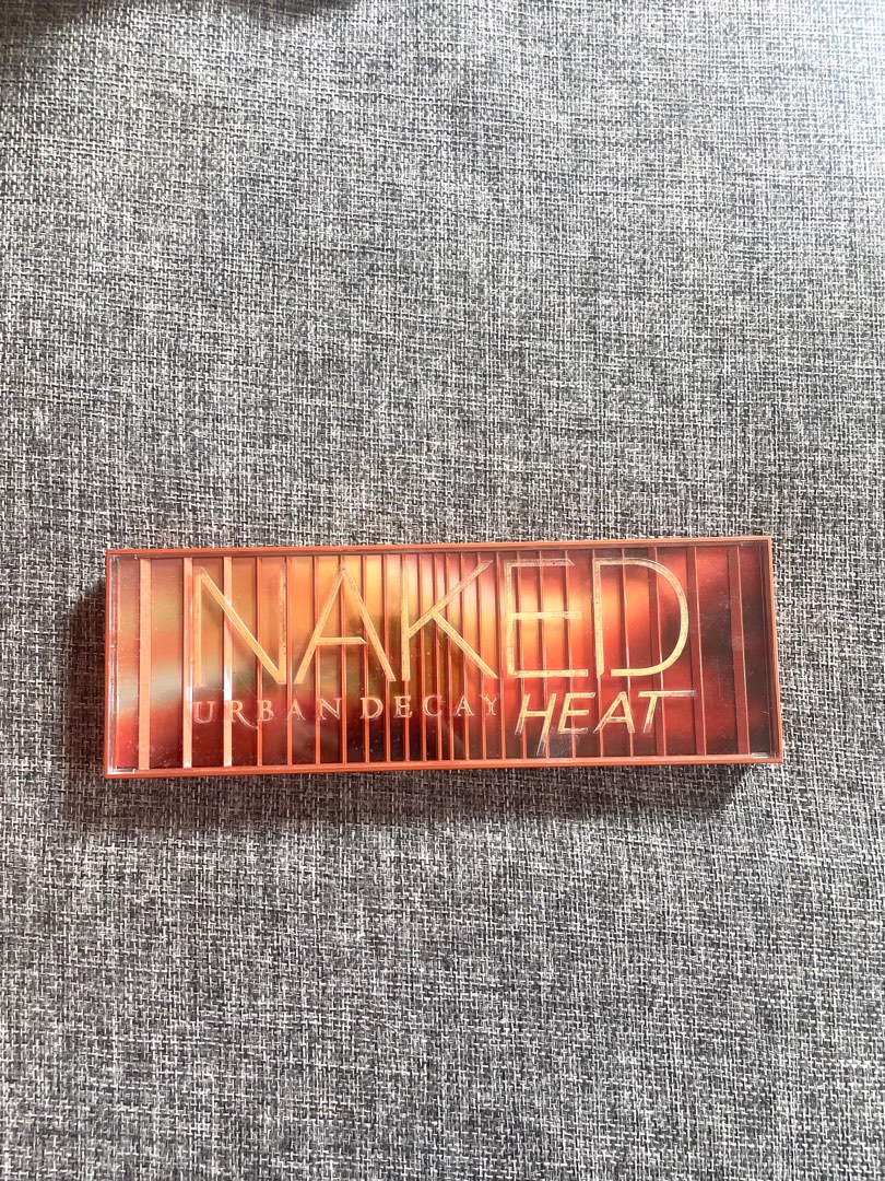 Urban Decay Naked Heat Kesehatan Kecantikan Rias Wajah Di Carousell
