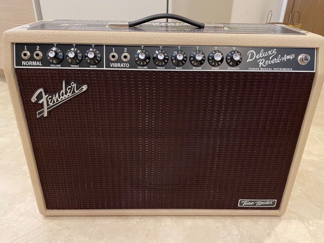 Fender Tone Master Deluxe Reverb Guitar Amplifier Blonde V UK Audio Soundbars Speakers