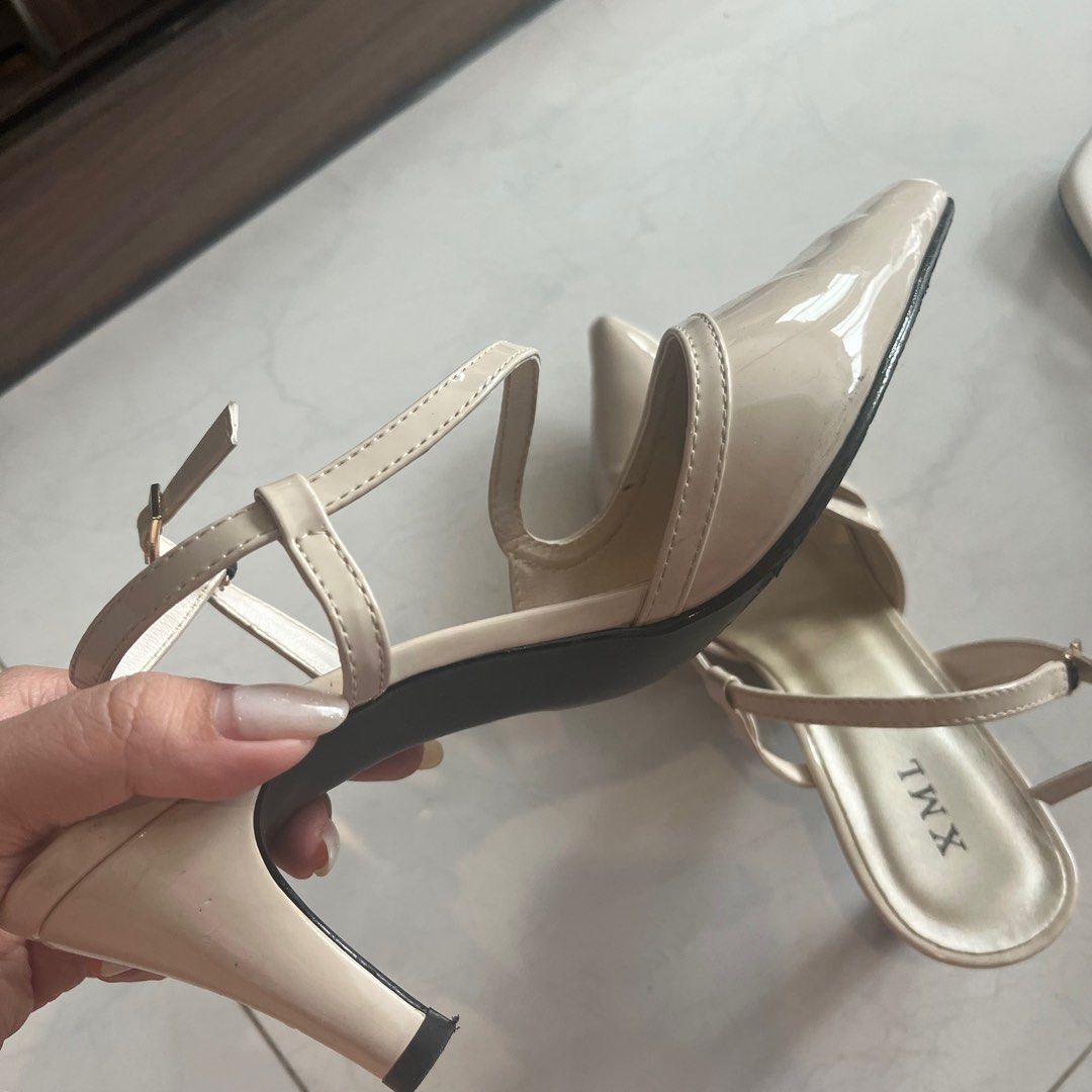 Sepatu Heels Nude Fesyen Wanita Sepatu Di Carousell