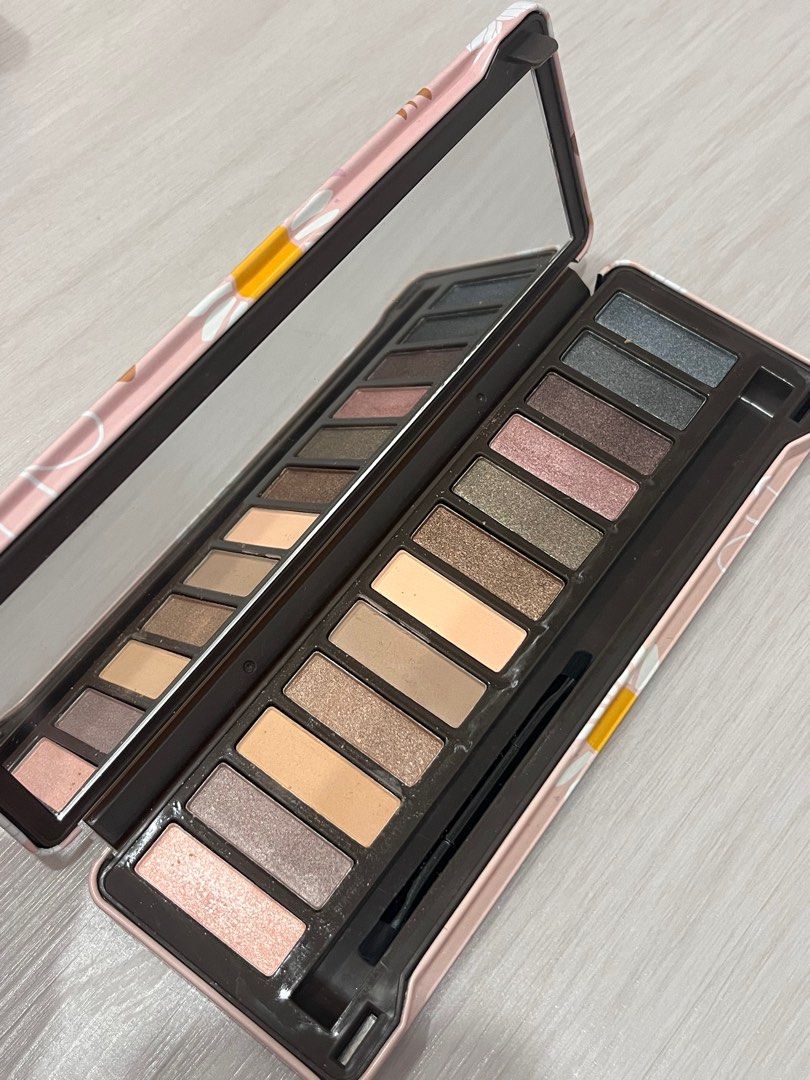 Bys Nude Eyeshadow Palette Beauty Personal Care Face Makeup On