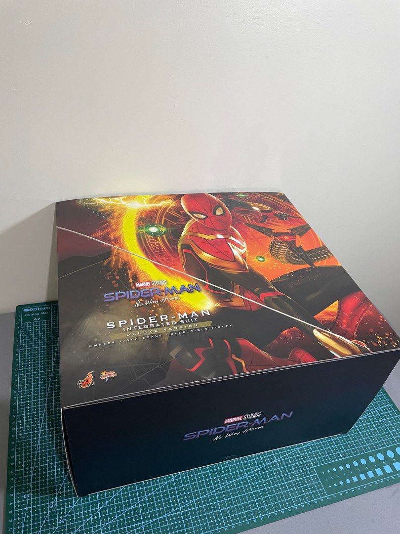 Hot Toys Spider Man No Way Home MMS624 Spider Man Integrated Suit Deluxe Version 1 6th Scale