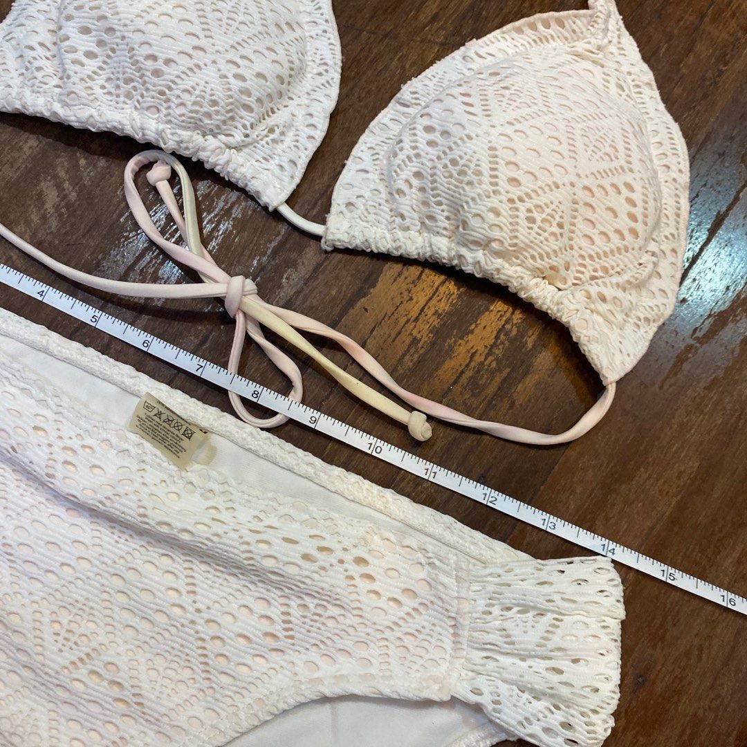 Firefly Classic White Crochet Triangle Top String Bikini W Bead Ribbon