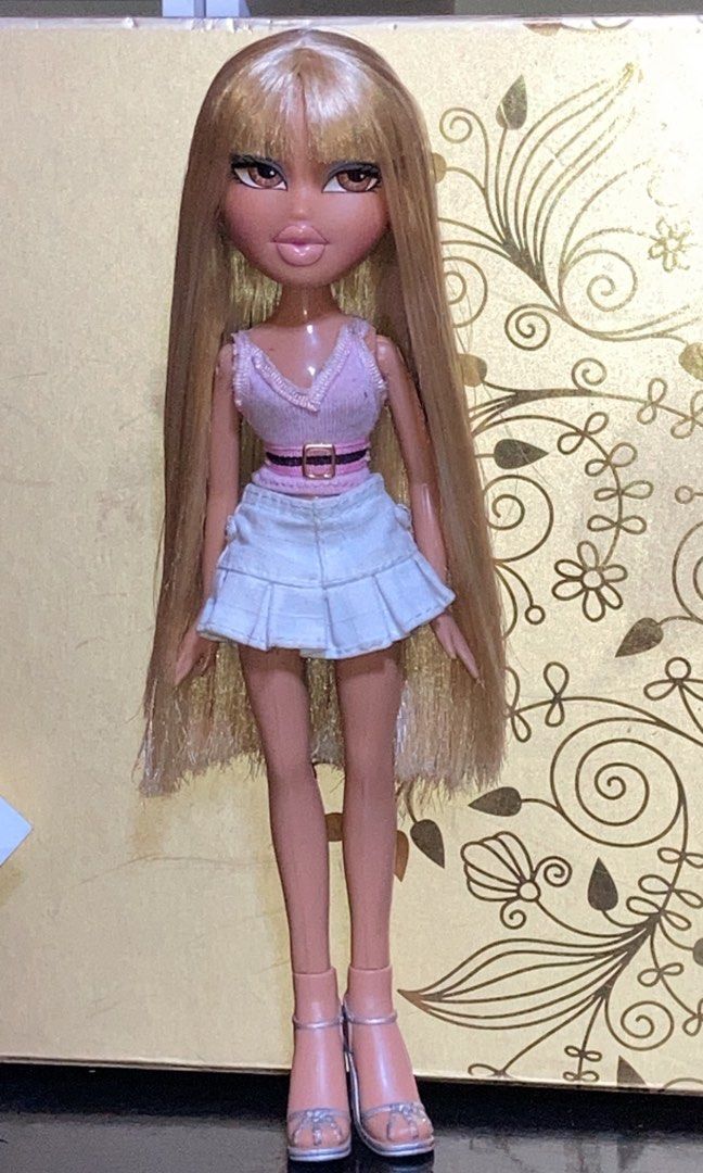 Bratz Forever Diamondz Vinessa Nude With Her Og Shoes Only On Carousell