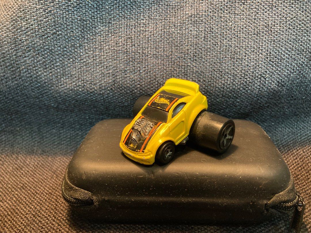 2003 HOT WHEELS 風火輪 04 MUSTANG GT MALAYSIA 大腳風火輪 書籍休閒與玩具 玩具公仔桌遊在旋轉拍賣