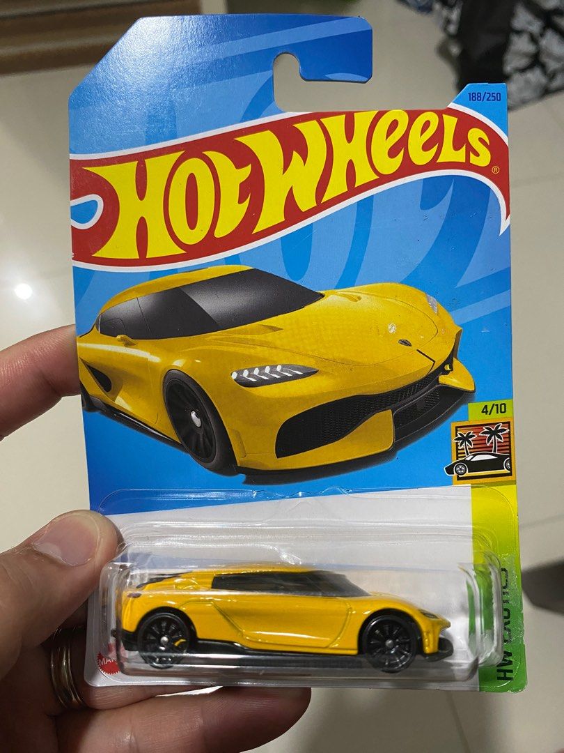 Hot Wheels Koenigsegg Gemera Hobbies Toys Toys Games On Carousell