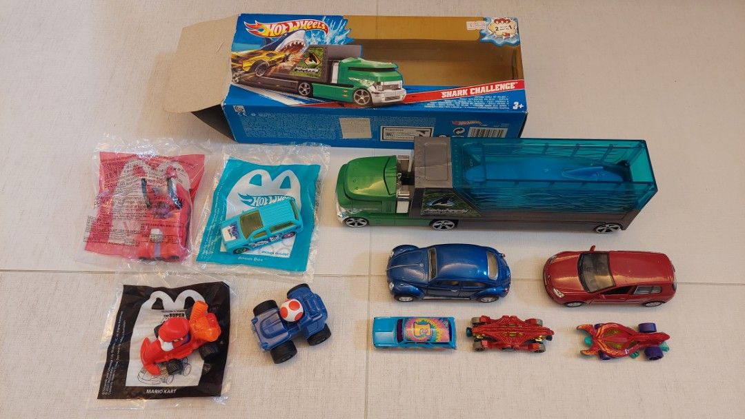 正版 Hot Wheels 風火輪賽車連貨車型彈道 麥當勞開心樂園餐換購玩具 Mcdonald s Happy Meal Mario 賽車 迷你兵團 共10架 興趣及遊戲 玩具 遊戲類