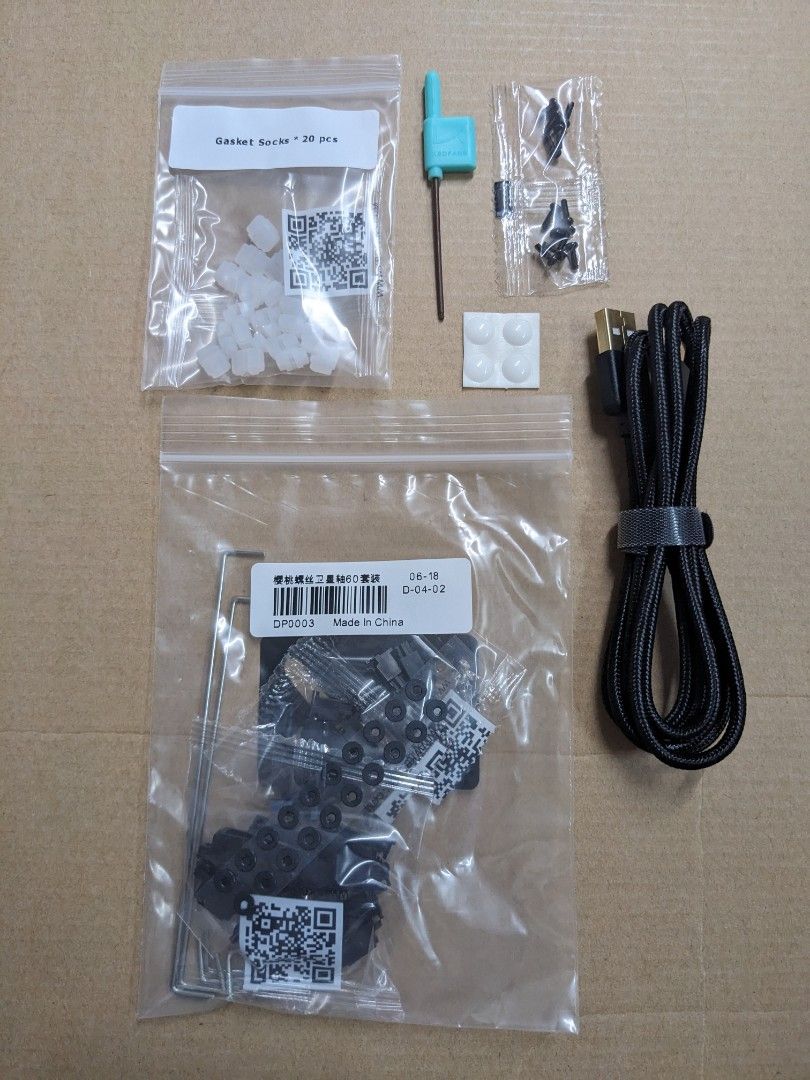 全新 現貨 清貨 特價 KBDfans 自組 diy keyboard 熱插拔 hot swap dz60rgb v2 底板 軸下墊 軸靜音棉 底棉 粉紅配粉藍外殼 亞加力面板 組裝