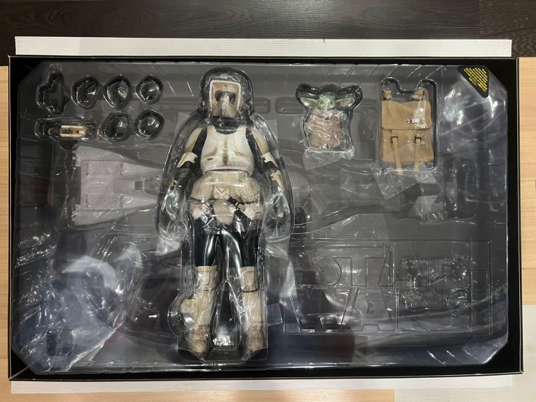 HOT TOYS TMS THE MANDALORIAN SCOUT TROOPER AND SPEEDER BIKE TH SCALE COLLECTIBLE SET