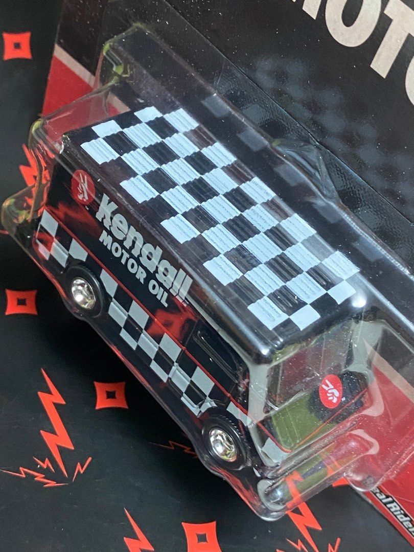Hot Wheels Combat Medic Hotwheels Kendall Motor Oil Hobbies Toys Toys Games On Carousell