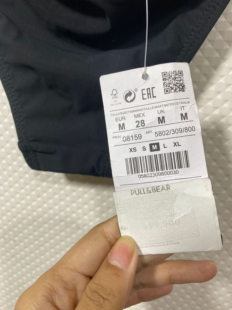 PULL BEAR BLACK BIKINI BOTTOM Fesyen Wanita Pakaian Wanita Bawahan