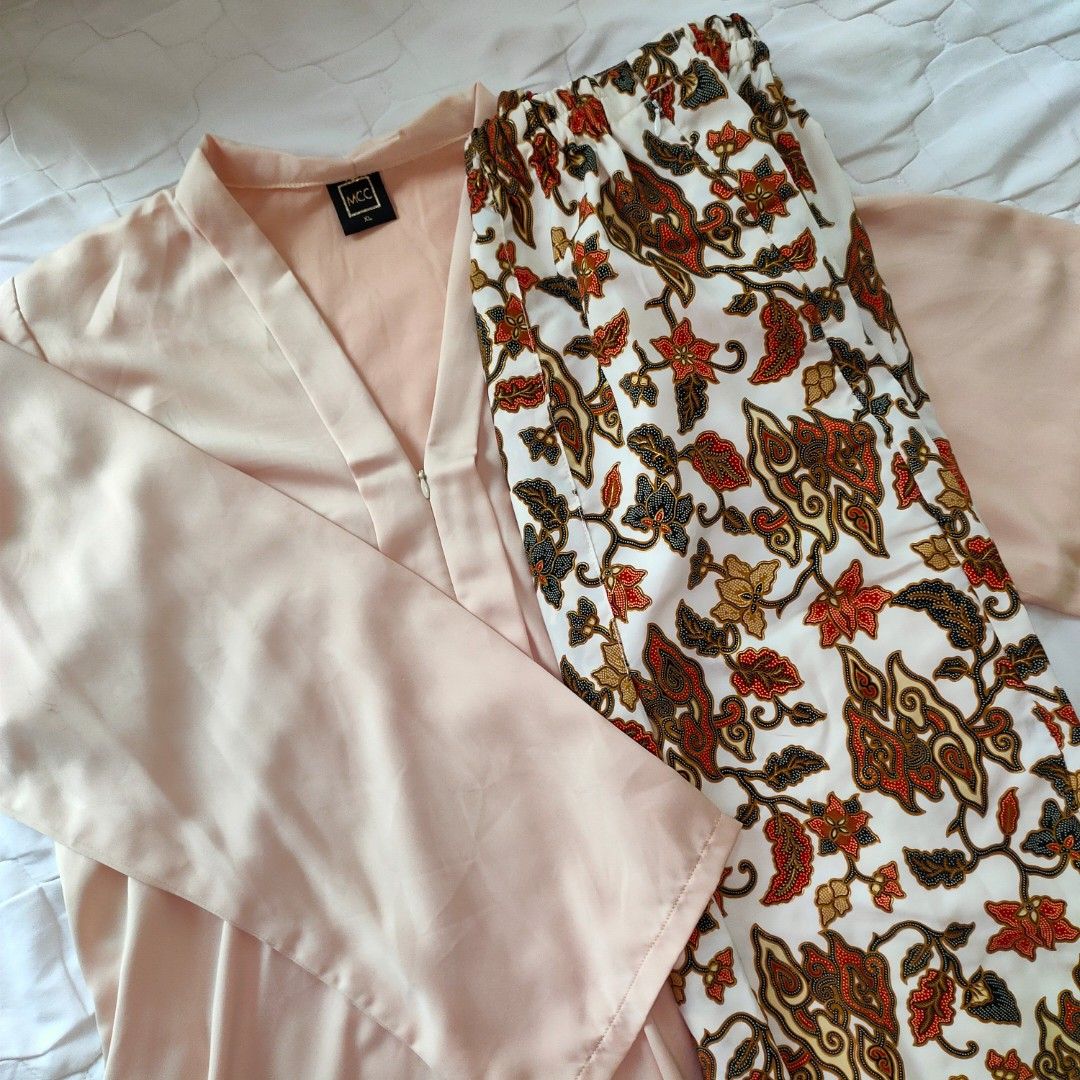 Kebarung Mcc Batik Nude Cream Baju Kurung Preloved Melayu Klasik