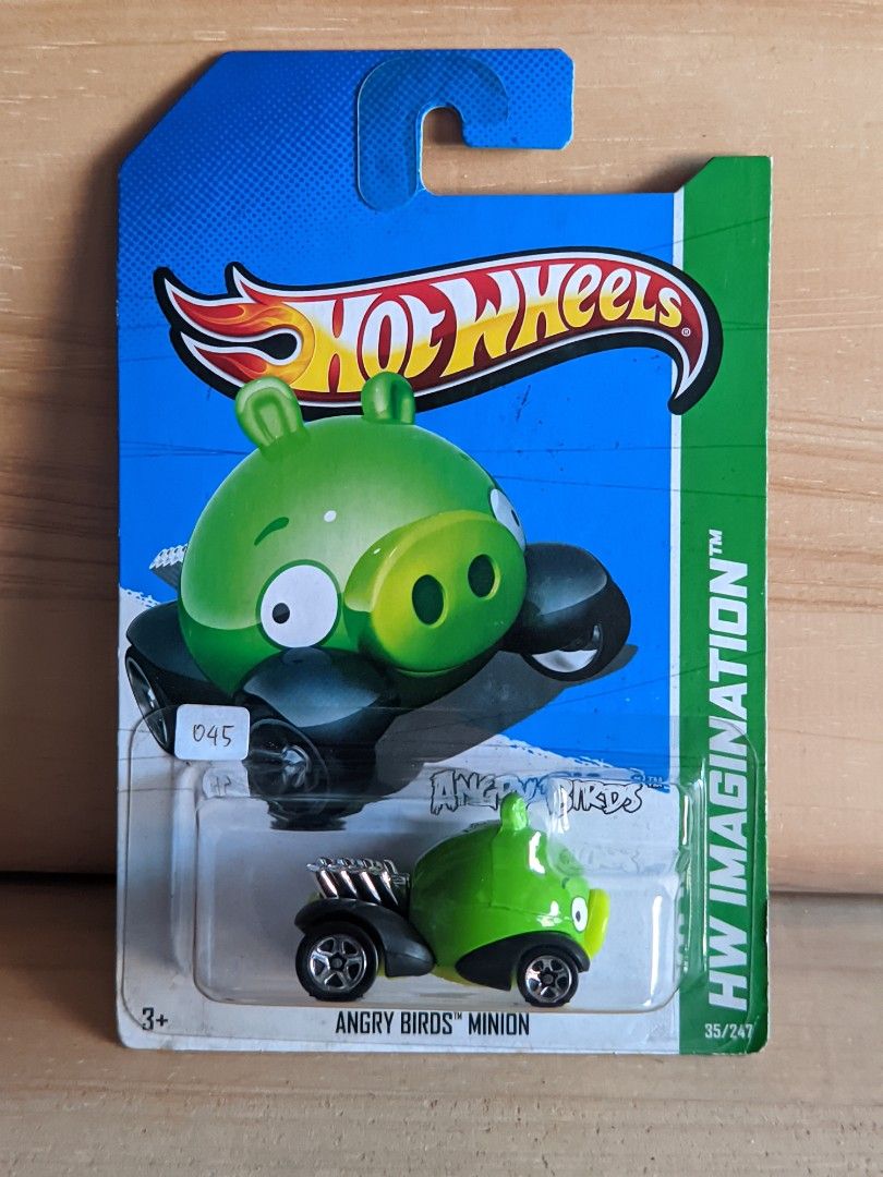 HOTWHEELS HOT WHEELs Hw Angry Bird Minion Hijau Toys Collectibles Mainan Di Carousell
