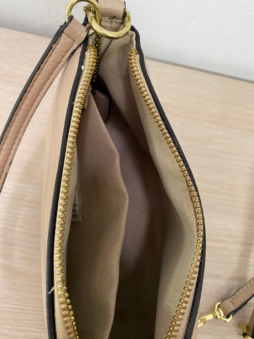 Bag Wrislet Nude Barang Mewah Tas Dompet Di Carousell