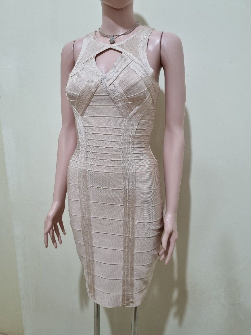Mididress Nude Looks Like Herve Leger Fesyen Wanita Pakaian Wanita