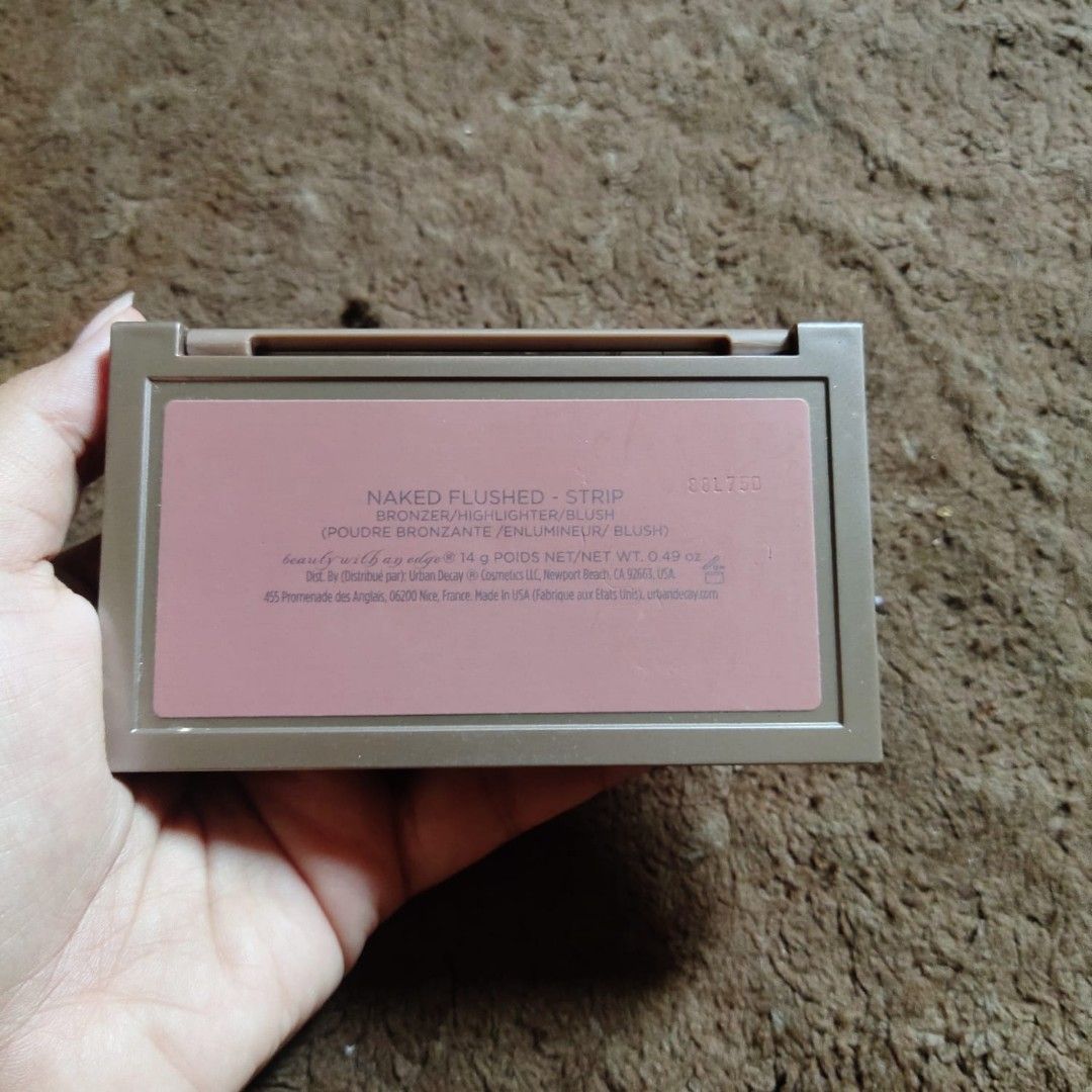 Naked Urban Decay Flushed Kesehatan Kecantikan Rias Wajah Di Carousell