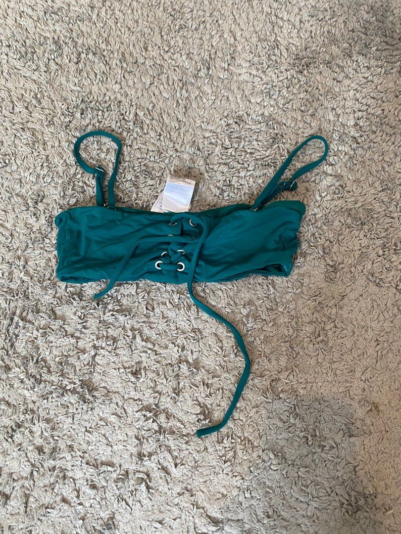 Billabong Top Bikini Fesyen Wanita Pakaian Wanita Lainnya Di Carousell