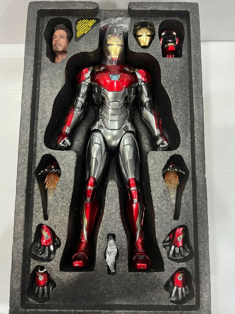 HOT TOYS MMS D SPIDER MAN HOMECOMING IRON MAN MARK XLVII TH SCALE COLLECTIBLE FIGURE