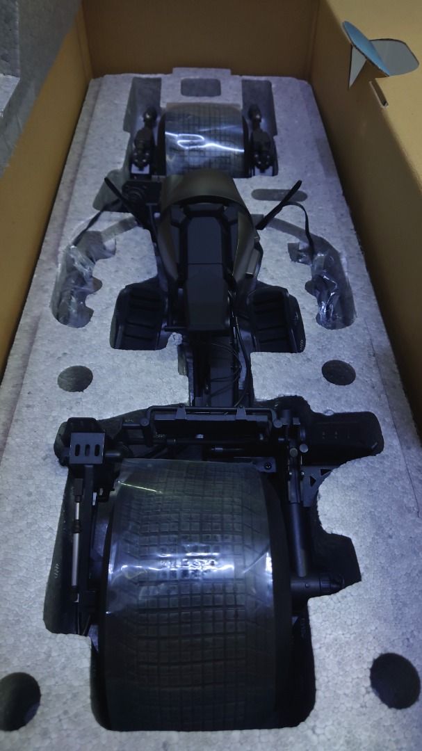 Hottoys MMS The Batman Bat pod 初版 Hot Toys 比 Dark Knight Rises 小丑 蝙蝠俠 Batman Bruce