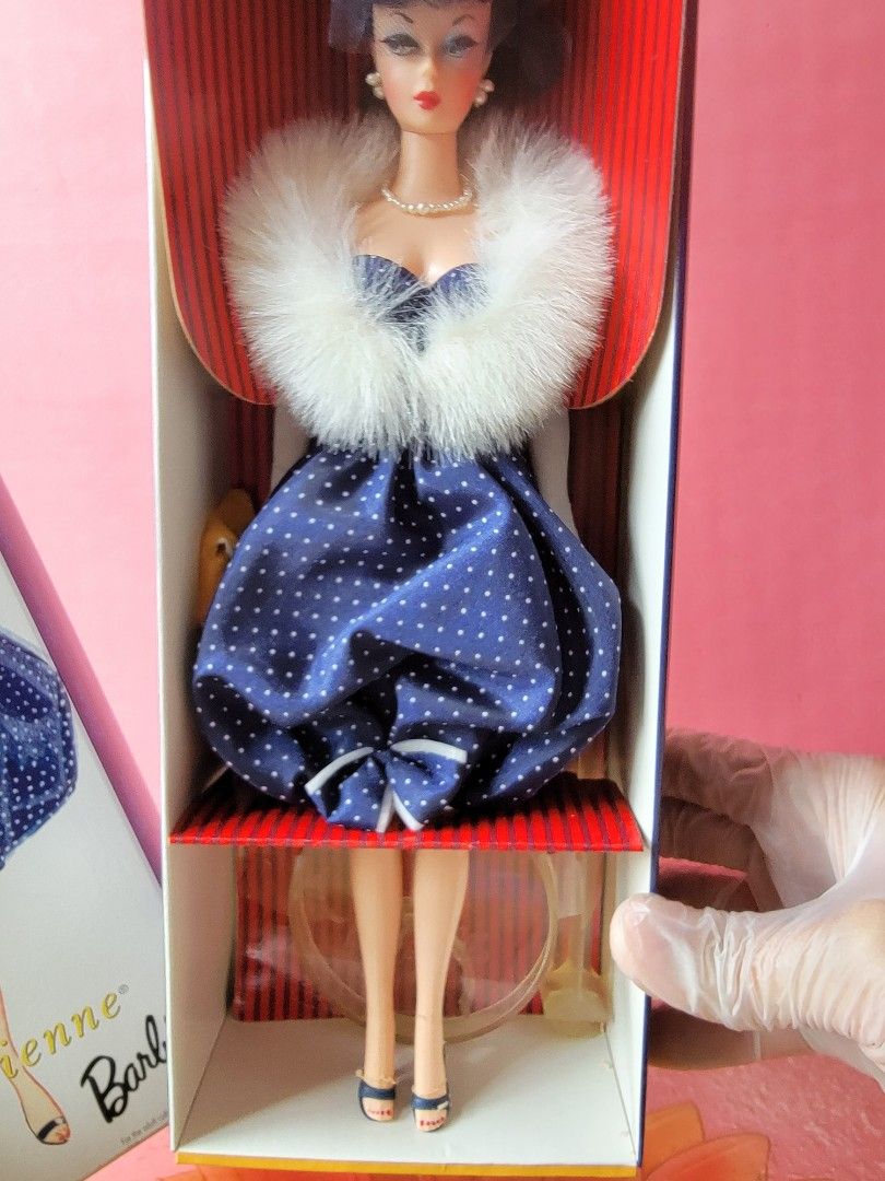 C 2002 Barbie Gay Parisienne Doll 57610 Collectors Request NRFB Silkstone Doll Giftset