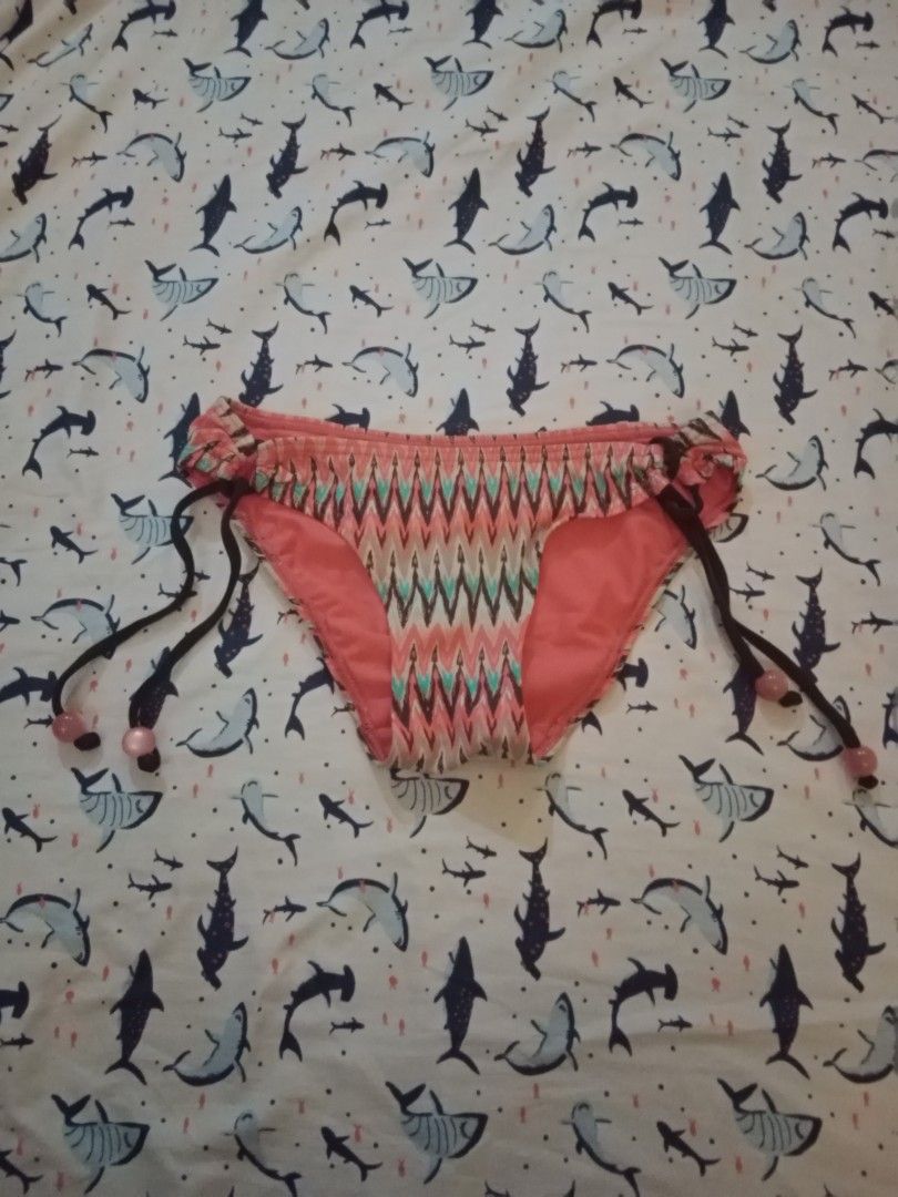 Roxy And Marks Spencer Bikini Bottoms Piece Set Women S Fashion