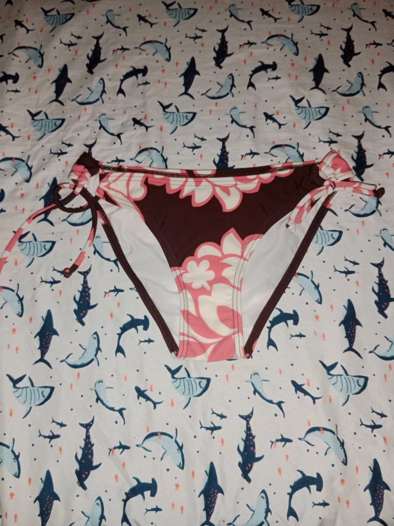 Roxy And Marks Spencer Bikini Bottoms Piece Set Women S Fashion