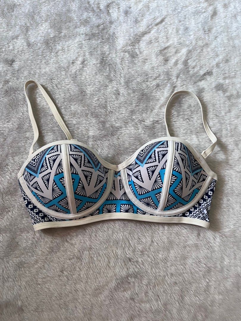 Ripcurl Bohemian Bikini Top Women S Fashion Swimwear Bikinis