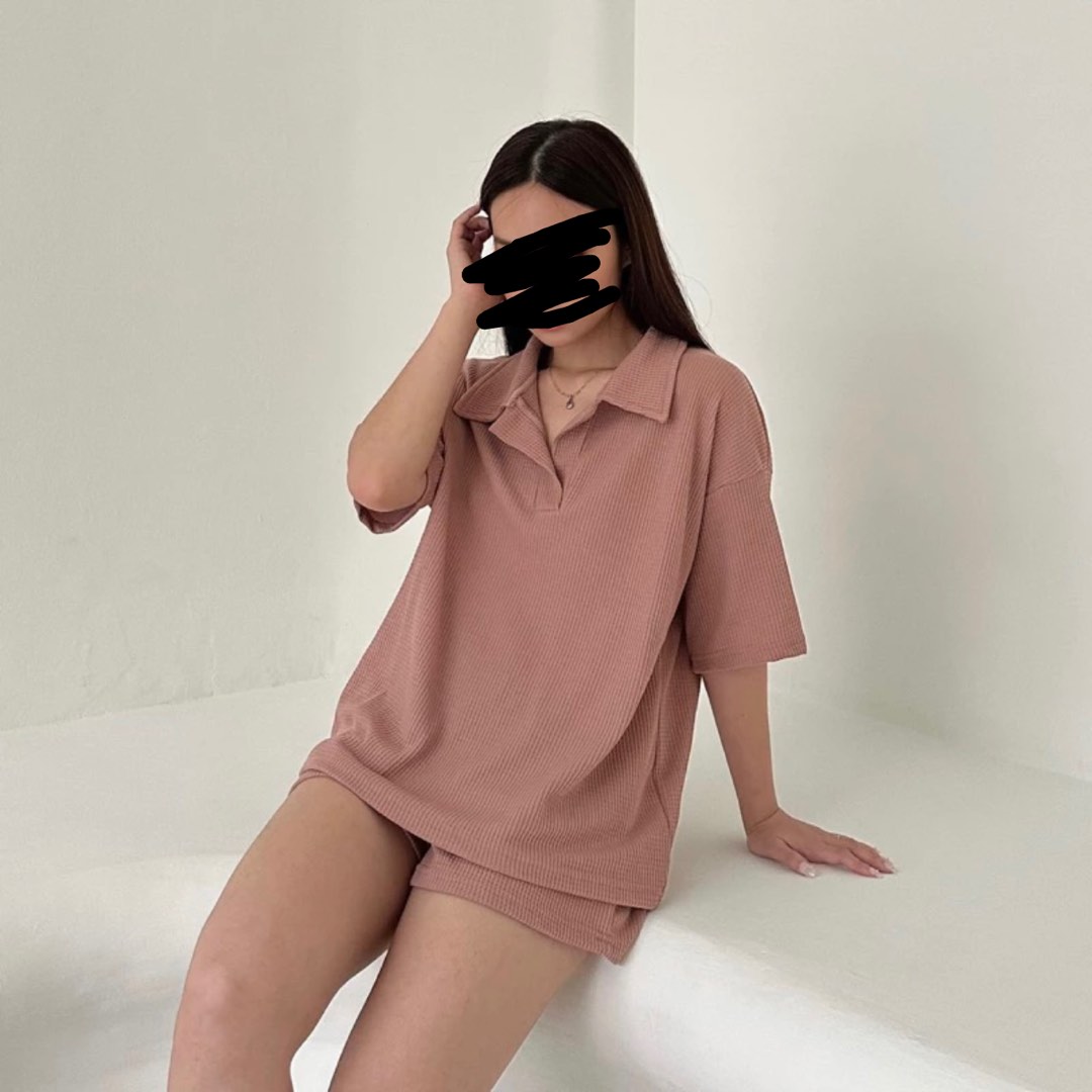 One Set Oversized Nude Fesyen Wanita Pakaian Wanita Lainnya Di Carousell